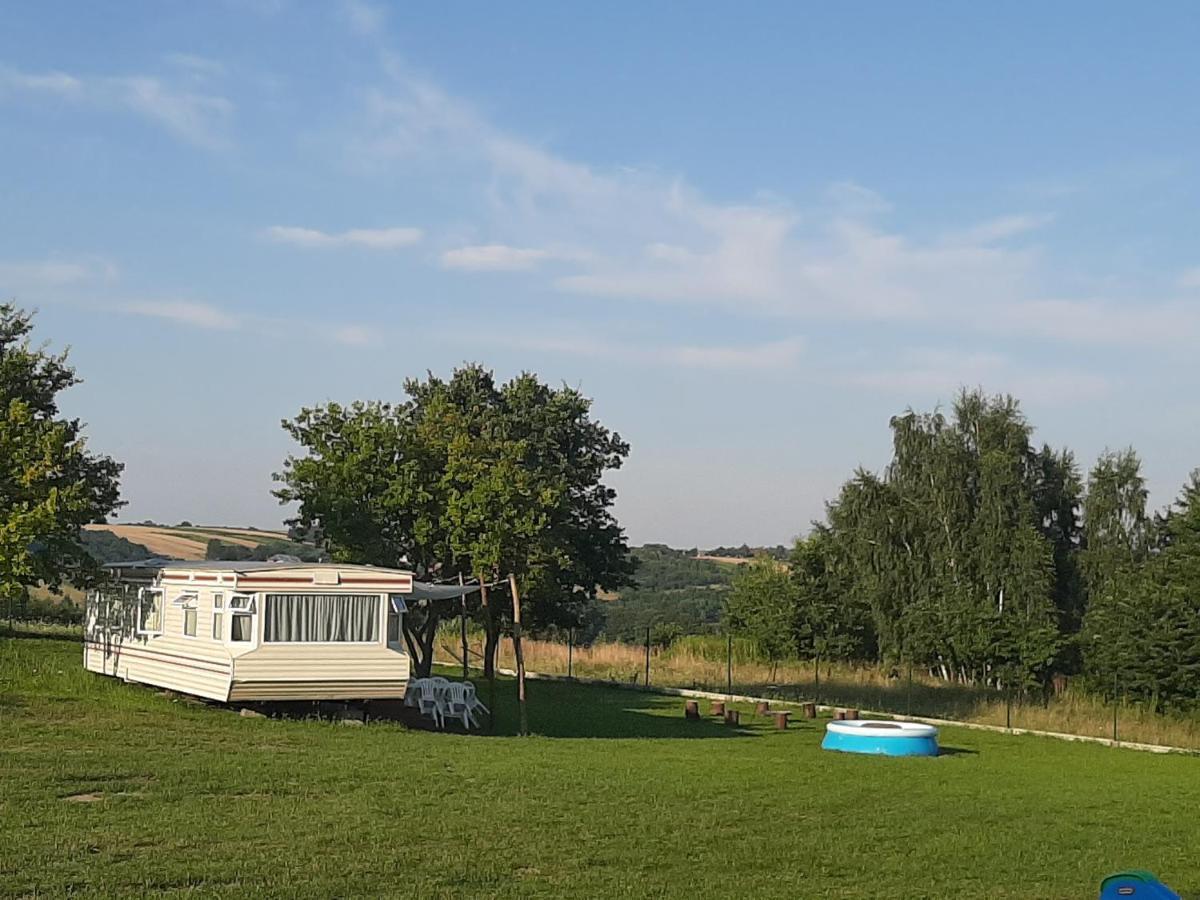 Villa Gosp. Agroturystyczne Stary Gaj à Zerkowice Extérieur photo